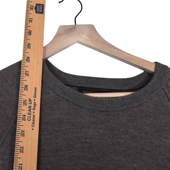 Banana Republic 100% Merino Wool Sweater Size M Coffee Brown Minimalist - Picture 5 of 6